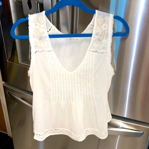 Abercrombie and Fitch light summer V-neck tank top L